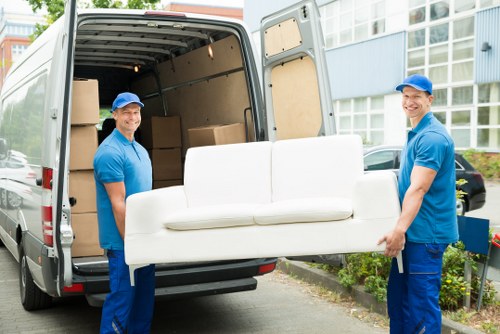 Removal truck hire vehicle suited to residential moves in Twickenham