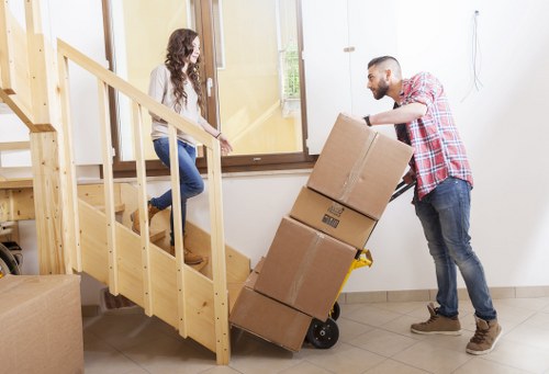Careful loading and transport support for Twickenham moves